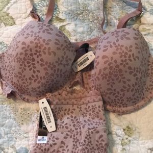 NWT Bra and Panty Set